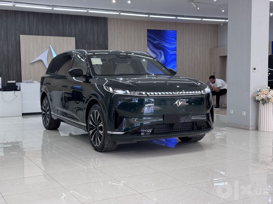 Dongfeng Ep-008 Hbyrid Restayling
