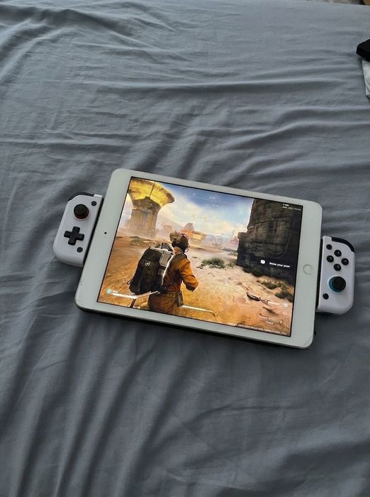 iPad Mini 2 + Gamesir X2 + Steam Link Deck