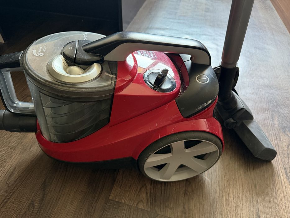 Продается пылесос PHILIPS POWERPRO, отличное состояние.