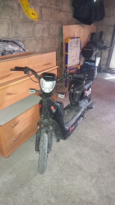 Продам электро скутер
