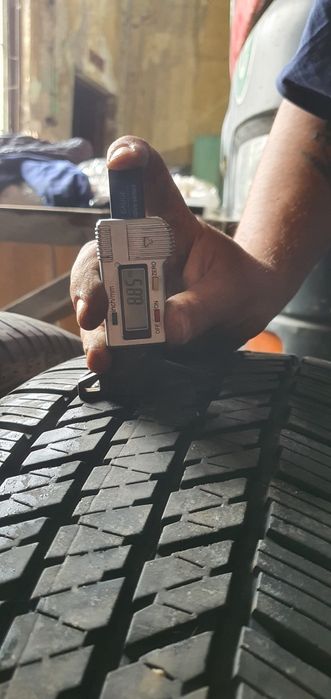 Гуми 4бр 265/60/18 - 1бр  - 125лв