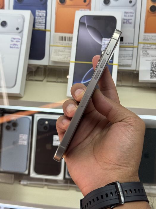  iPhone 15pro max 5G 256gb AH/A natural titanium