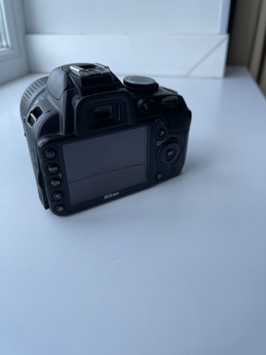 Фотоаппарат Nikon d3100 разбит дисплей