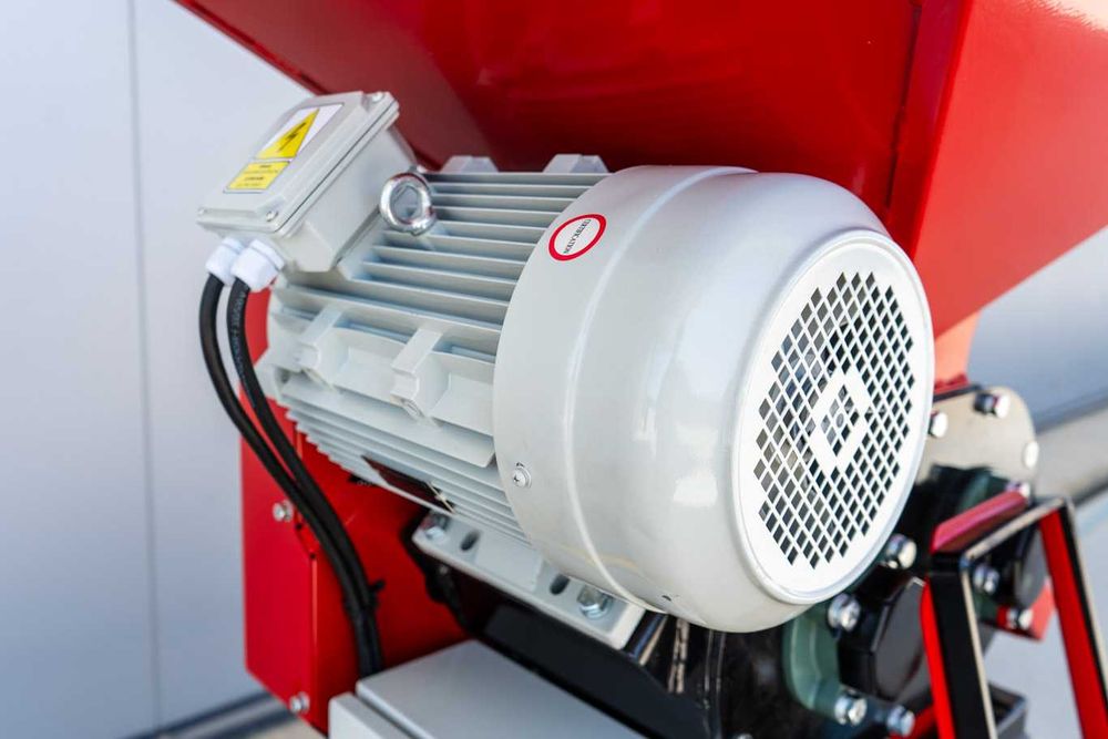 Moara cereale aplatixor GX200