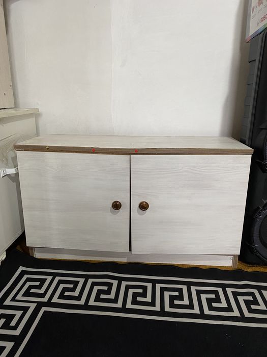 Шкаф тумбочка под телевизор