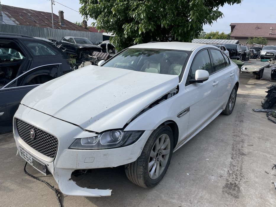Dezmembrez Jaguar XF 2016 2.0d 204dtd