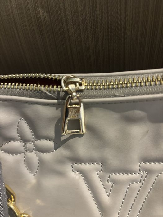 Кожена чанта сива