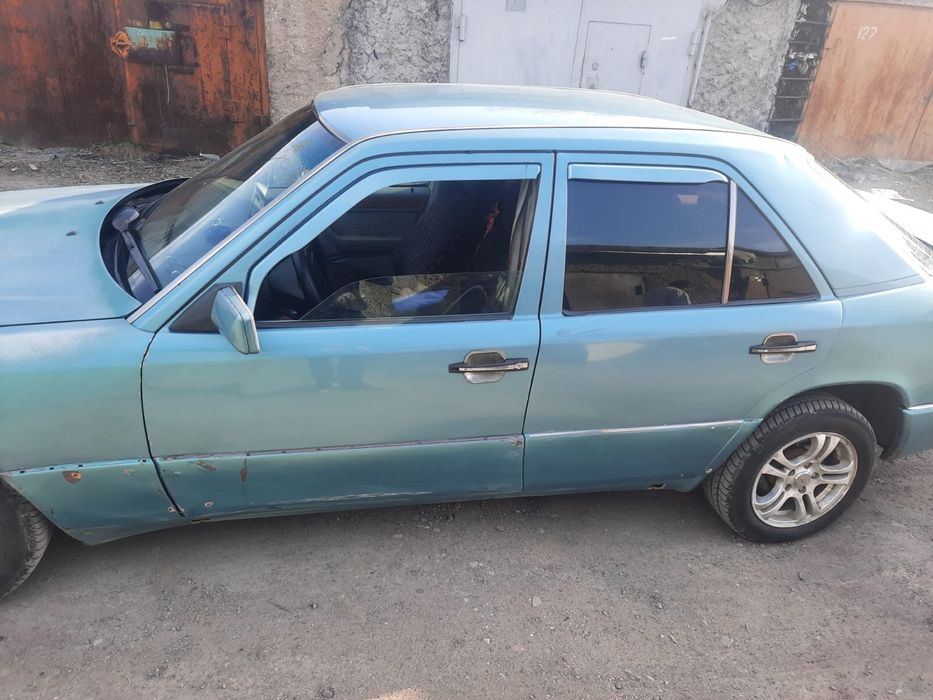 Продам Mercedes Benz 124