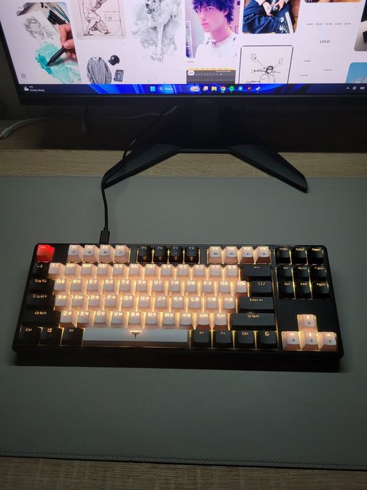 Продам игровую клавиатуру