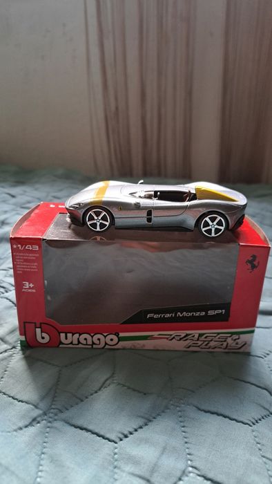 Колички Ferrari 1/24