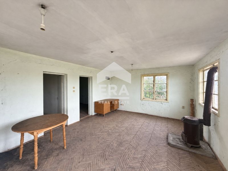 Продава се Склад в с. Семерджиево, Област Русе - 530 кв.м за 429 €/кв.м - Снимка #4