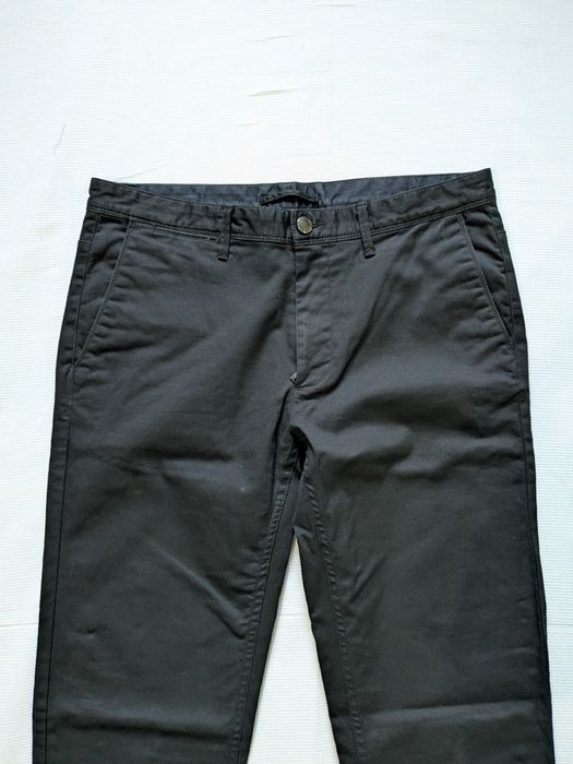 L. Zara. Nou fără etichetă. Blugi bărbați.