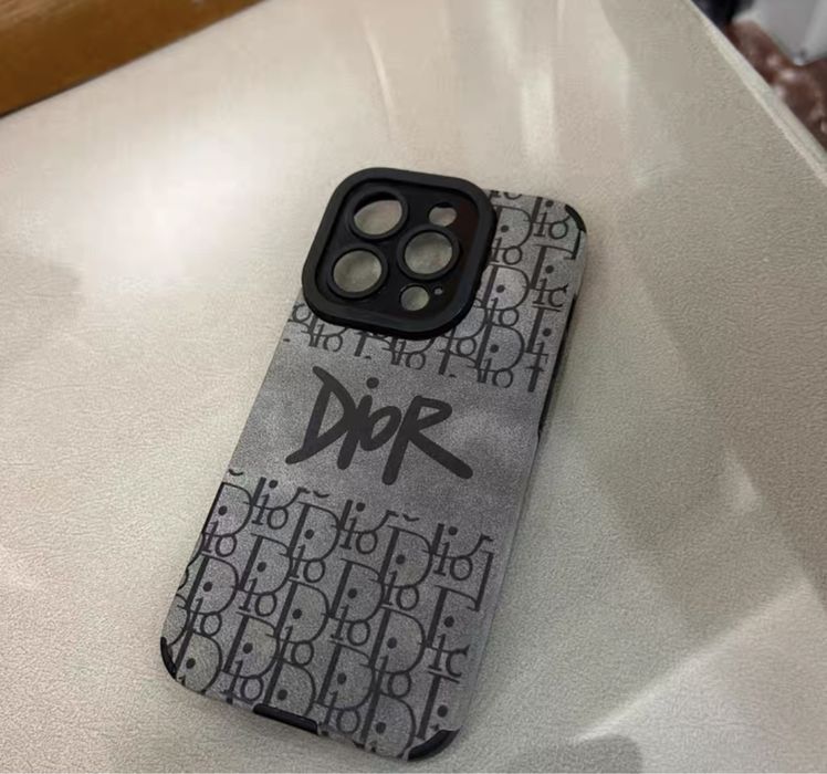 Поступили чехлы для Apple 14