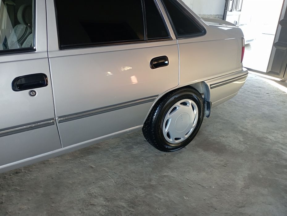 Нексия 1 Сотилади холати яхши