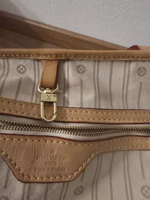 Geanta dama Louis Vuitton