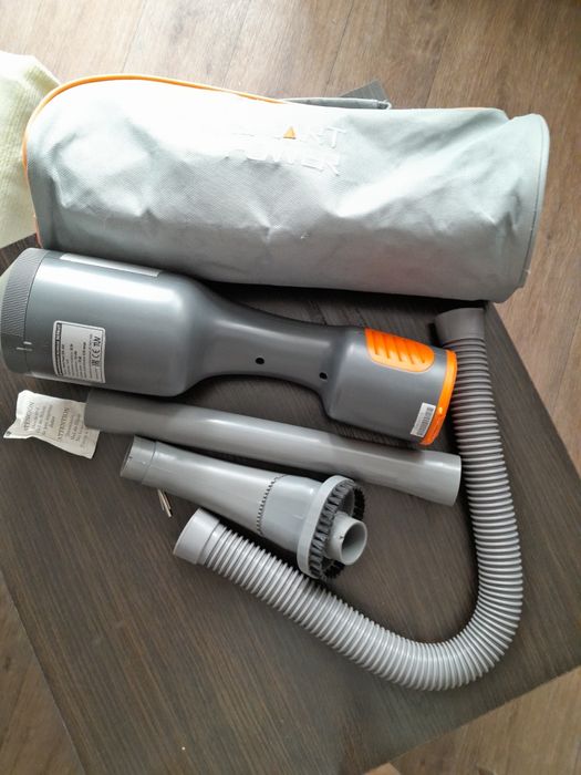 Продам автомобильный пылесос