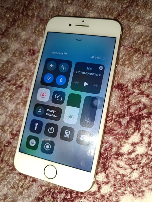 Продам IPhone 7 128gb