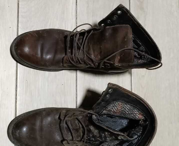 Ghete din piele marime 43,stare buna