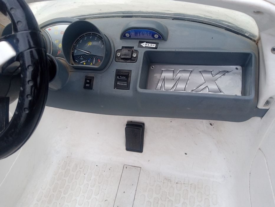 Машина детская на аккумуляторе