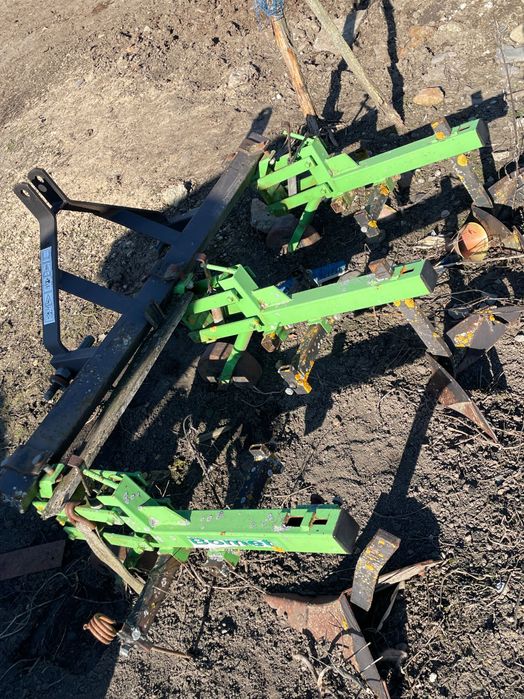 Rariță pentru cartofi și pentru prășit porumb.