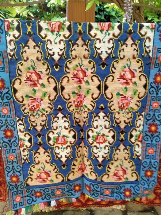 Cuverturi și peretar