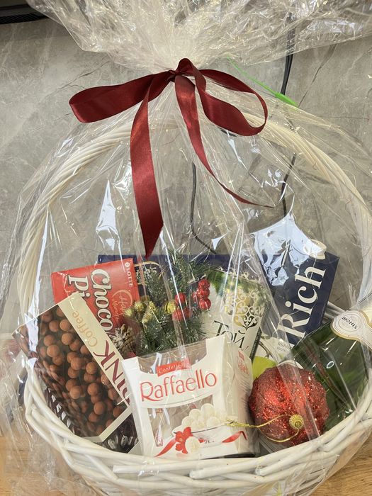 Корзина сладостей