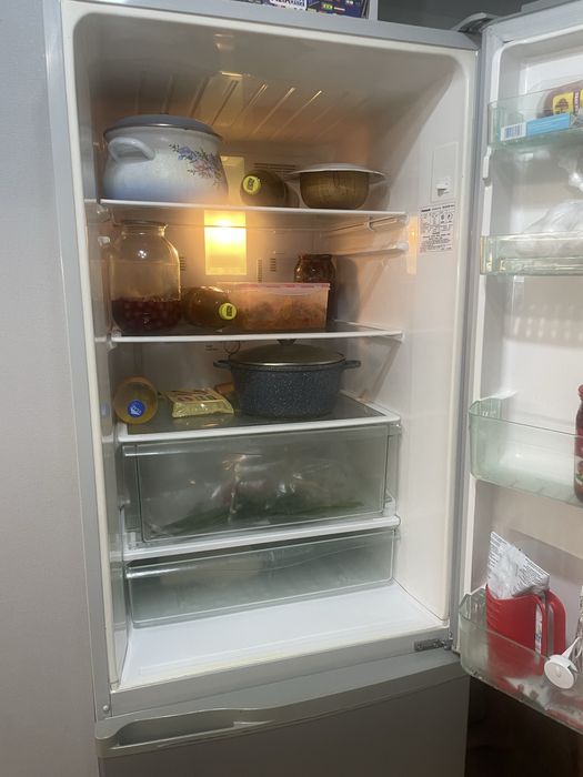 Продам холодильник