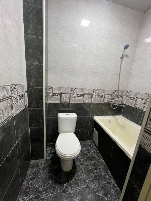 1 xonali uy sotiladi