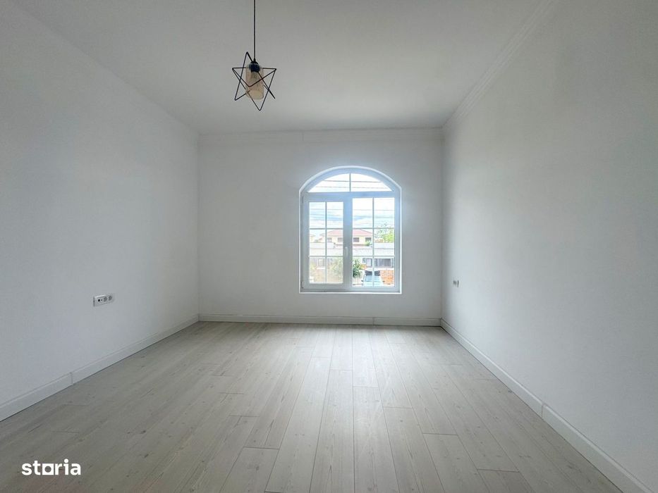 Duplex 4 camere in cartier Europa-Mosnita Noua
