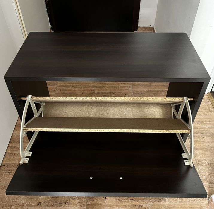 Шкаф за обувки с две вратички