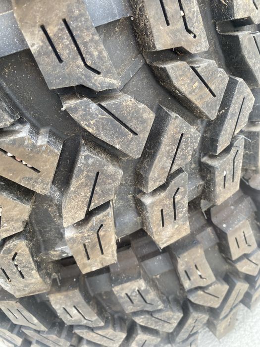 Cauciucuri offroad, de teren, de noroi