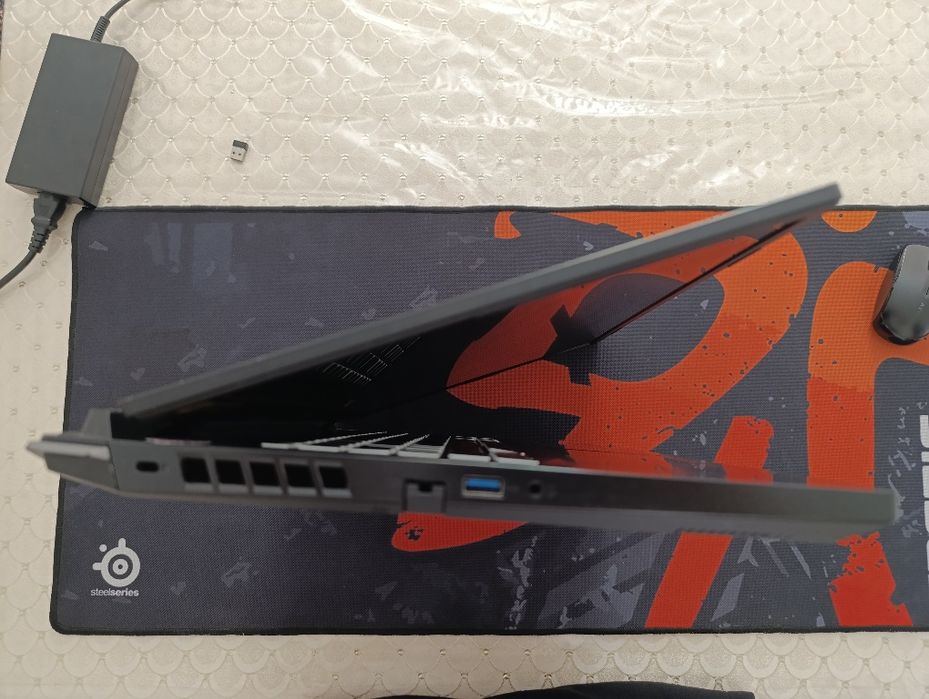 Acer Nitro 5 RTX 4050 6GB / i5 12th Gen / SSD 512GB