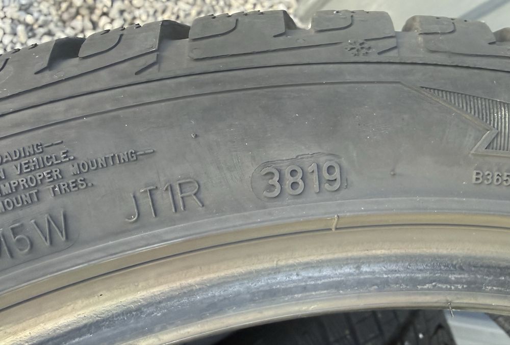 4бр 255/40/19 на 7,5мм с 19дот Гудиер