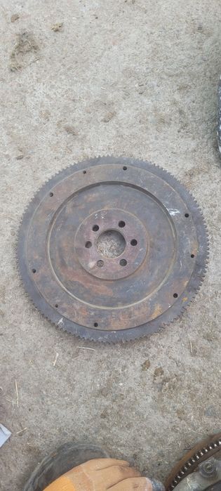 Продается маховик на гольф 1.3