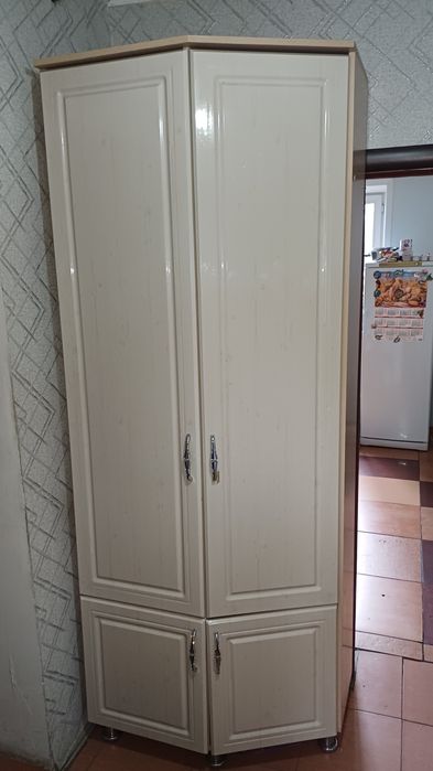 шкаф для прихожей