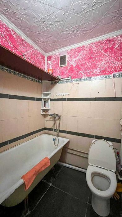 Продаеться малосемейка