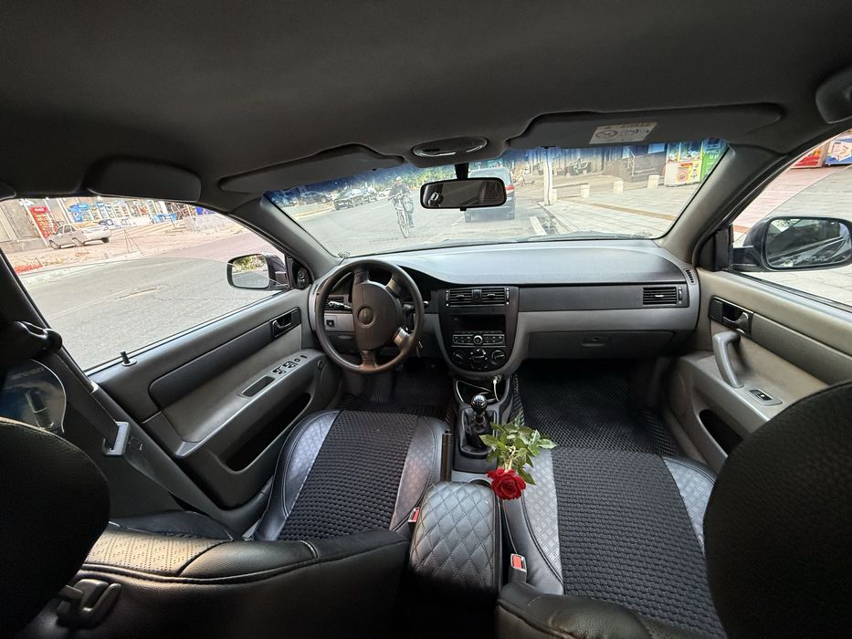 Chevrolet Jentra