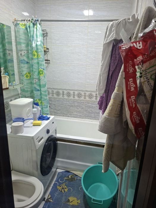 Юнусабад 4 квартал 1/1/4 (43²) продаётся квартира