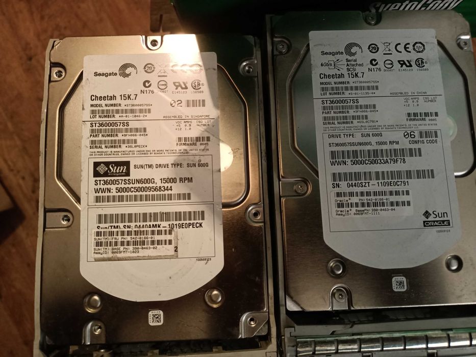 Продам серверные жёсткие диски "Seagate".