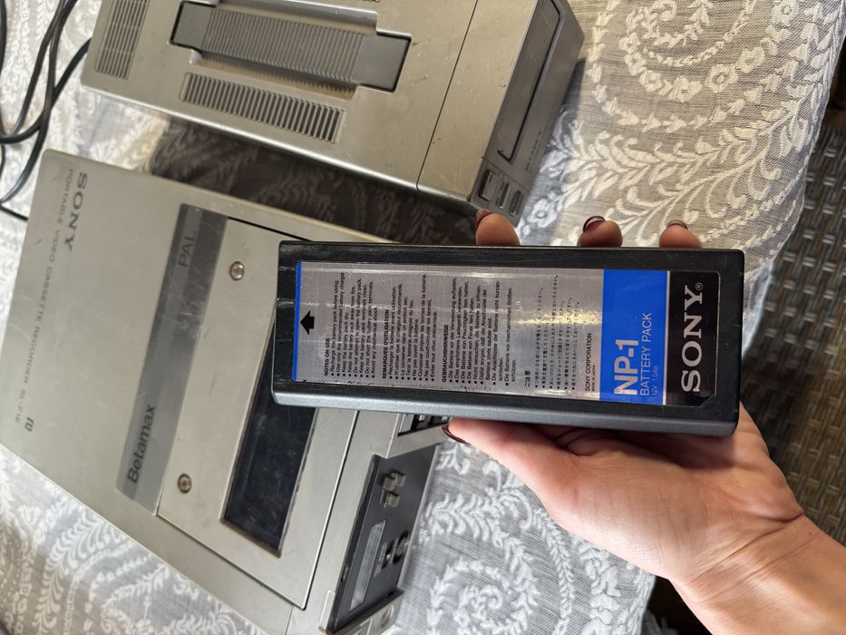 Sony Betamax + 25 Sony касетки