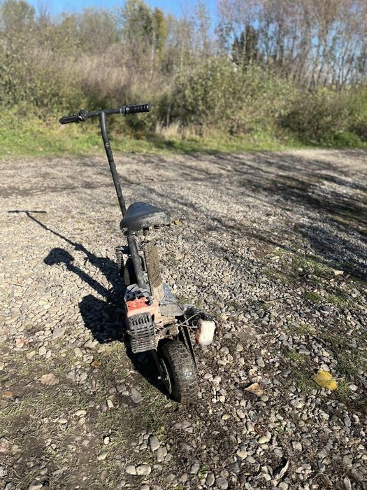 Trotineta cu motor dau si la schimb