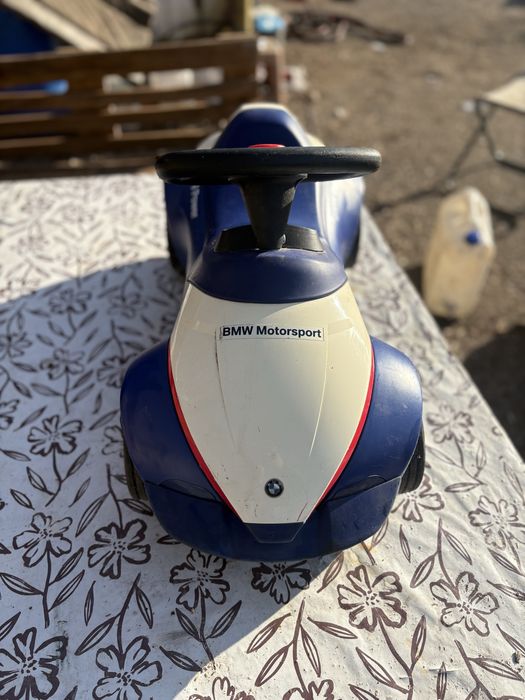 Кола за бутане BMW