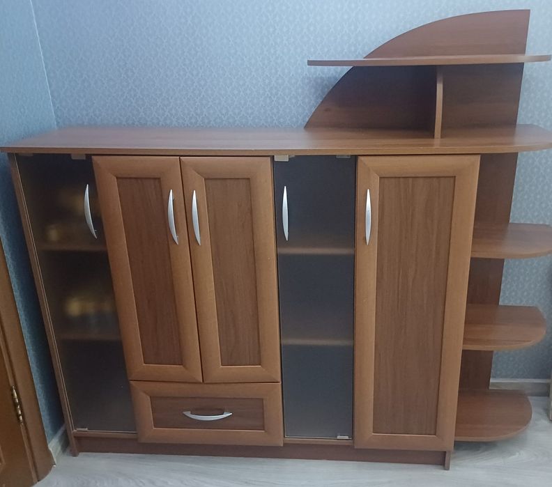 Стенка,тумба, шкафчик