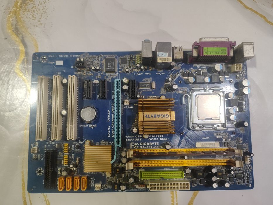 Gigabyte GA-P31-ES3G