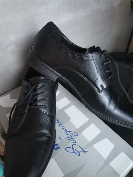 Официални обувки