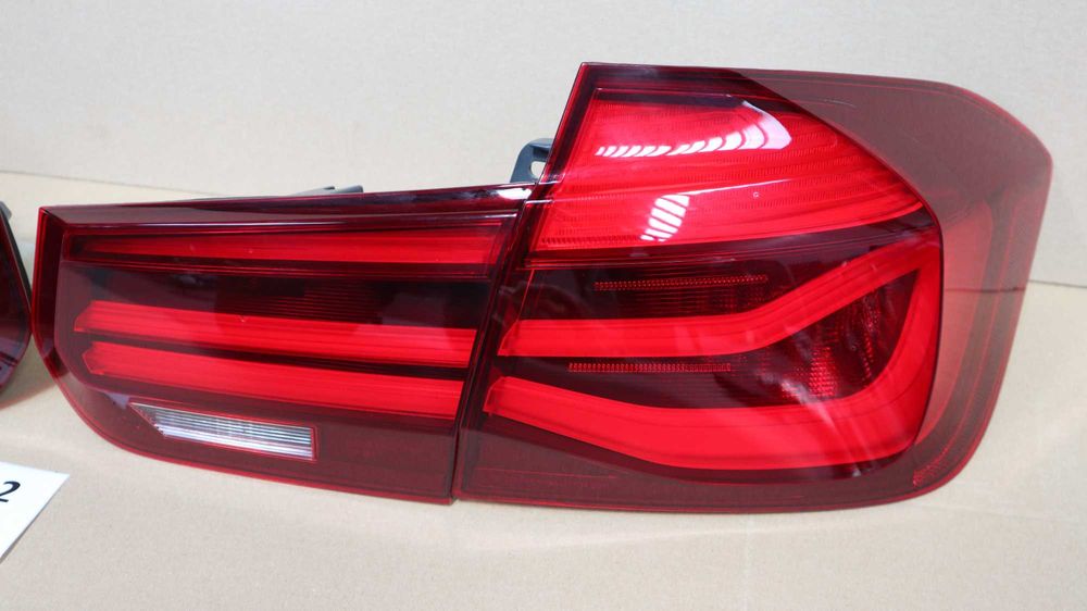 Стопове комплект затъмнени  БМВ Ф30 М3 Ф80 Фейслифт BMW F30 F80 LCI