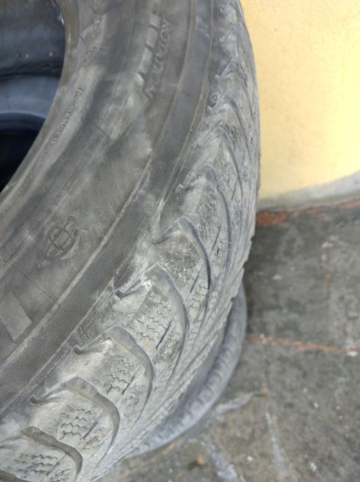 Гуми Michelin 235 65 R17 104H зимни 4 броя