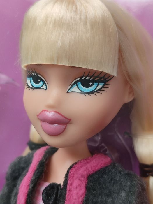 Кукла Братц Bratz Goin' Out Хлоя