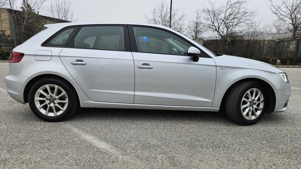 Audi A3 Sportback 1.4 TFSI S-Line / S-tronic