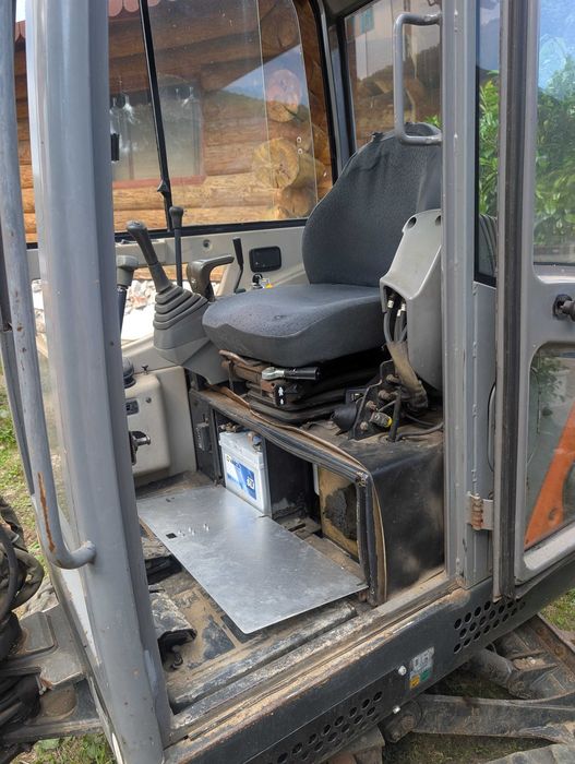 Hitachi 1,8 tone